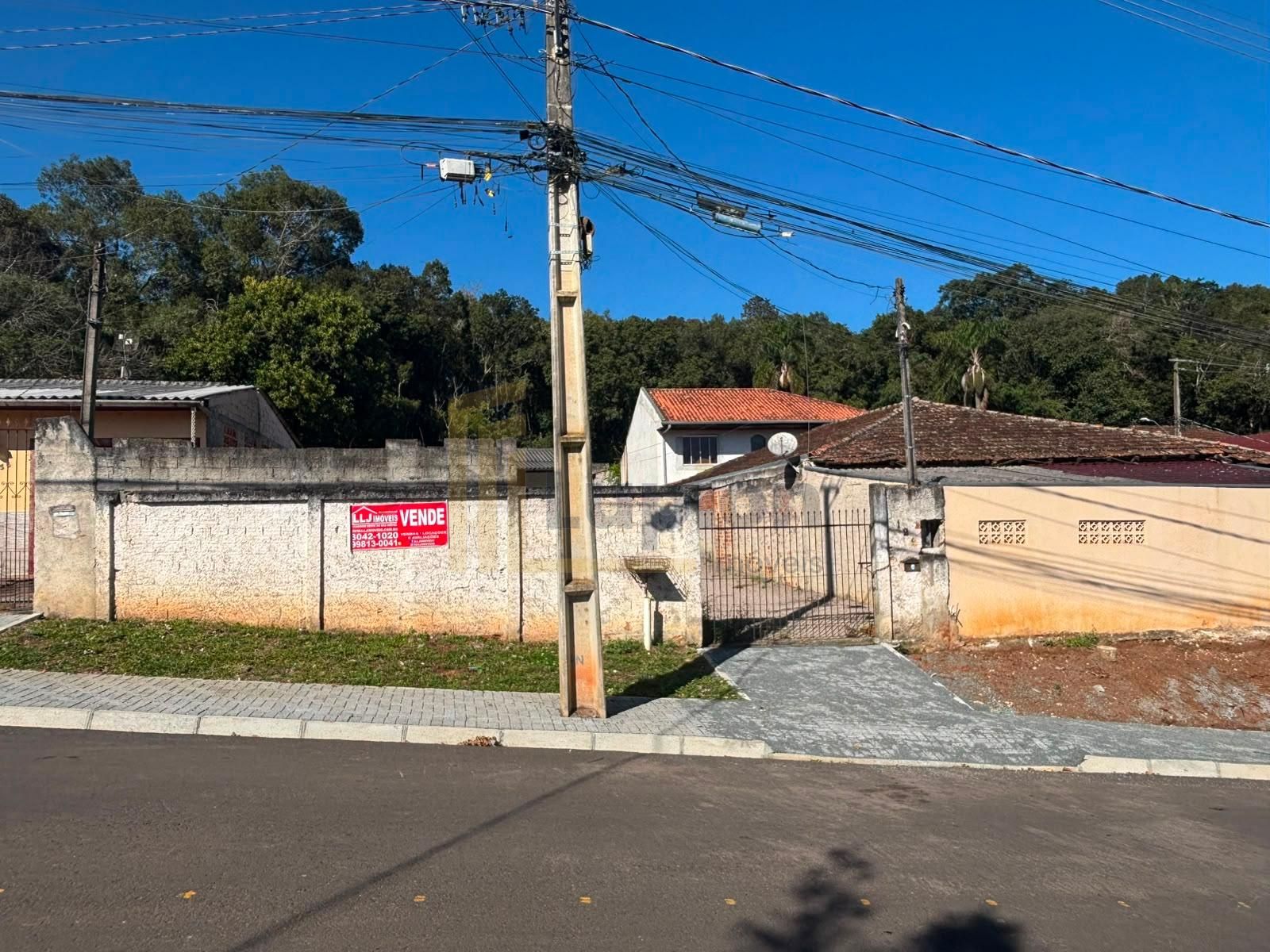 Terreno com Grande Potencial em Pinhais! Com 561m² essa é a op...