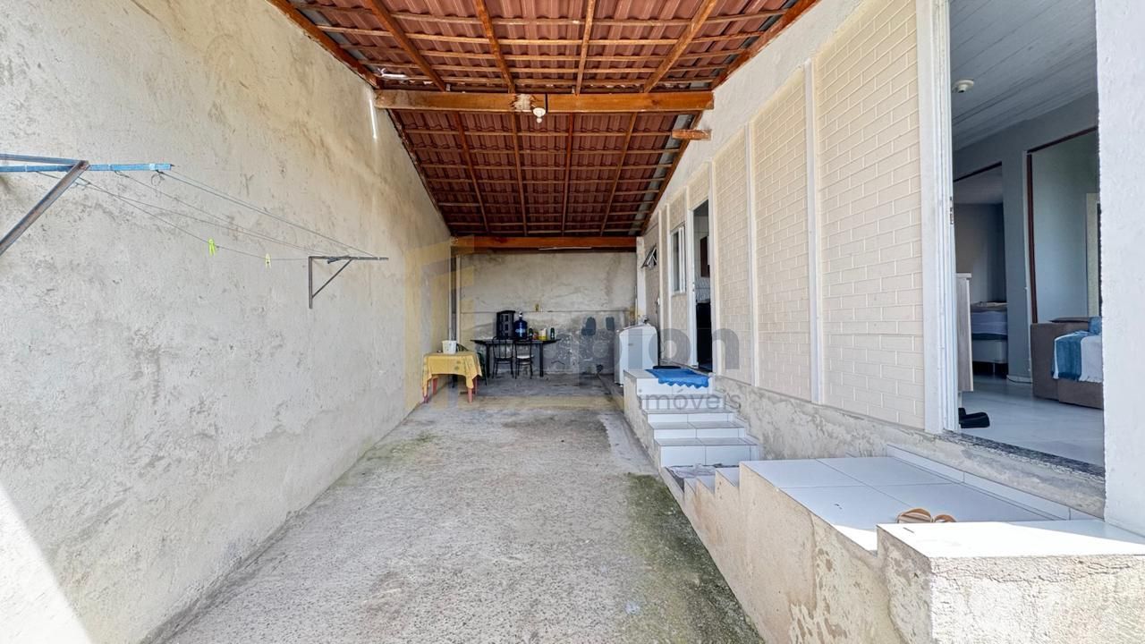 Casa de alvenaria para locação e venda no Bairro Alto, pratici...