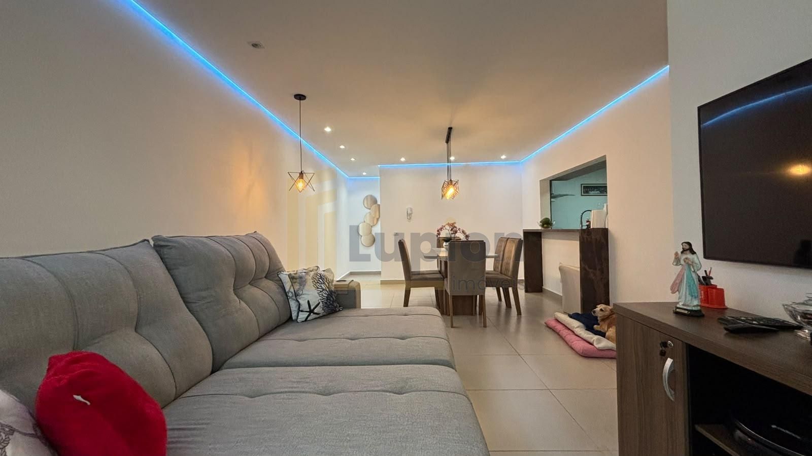 Apartamento com 3 dormitórios à venda, 89 m² privativos, Emili...