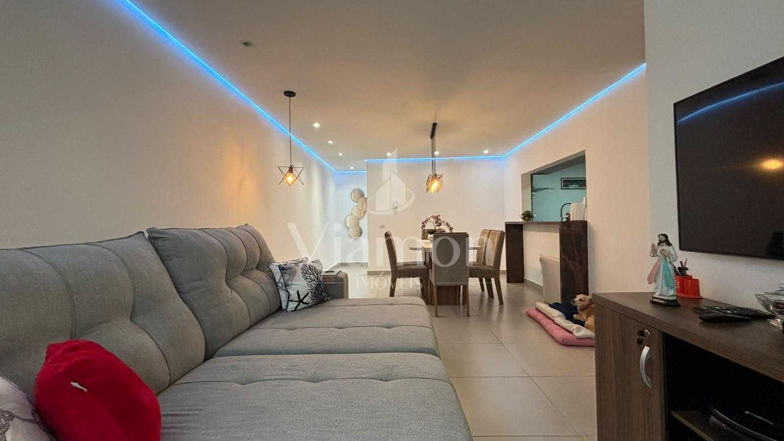 Apartamento com 3 dormitórios à venda, 89 m² privativos, Emili...