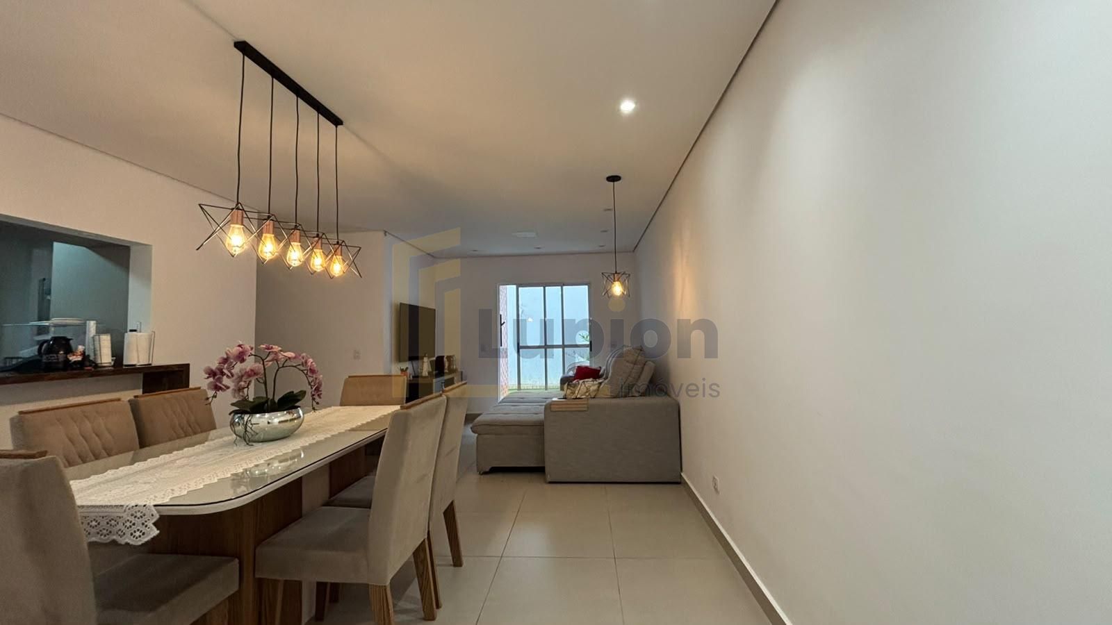 Apartamento com 3 dormitórios à venda, 89 m² privativos, Emili...