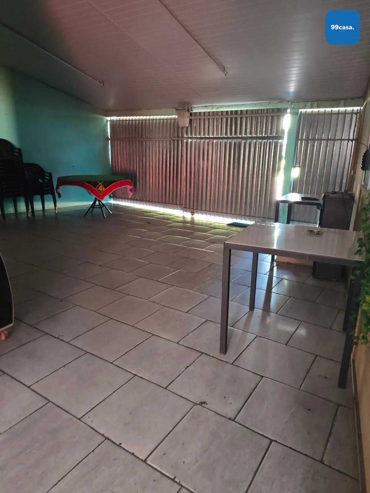 Terreno de esquina na Avenida Maringá à venda! 359,72 m² - Pot...