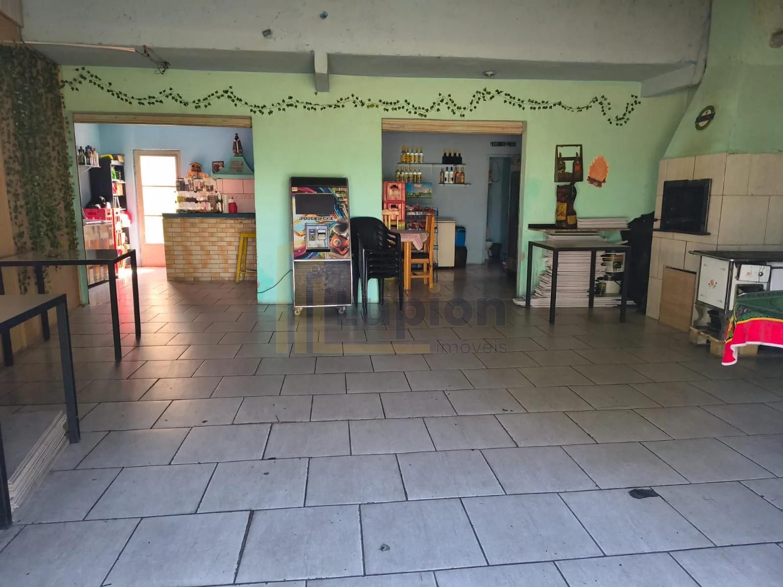 Terreno de esquina na Avenida Maringá à venda! 359,72 m² - Pot...