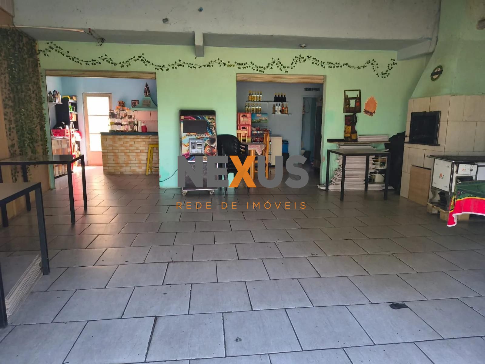 Terreno de esquina na Avenida Maringá à venda! 359,72 m² - Pot...