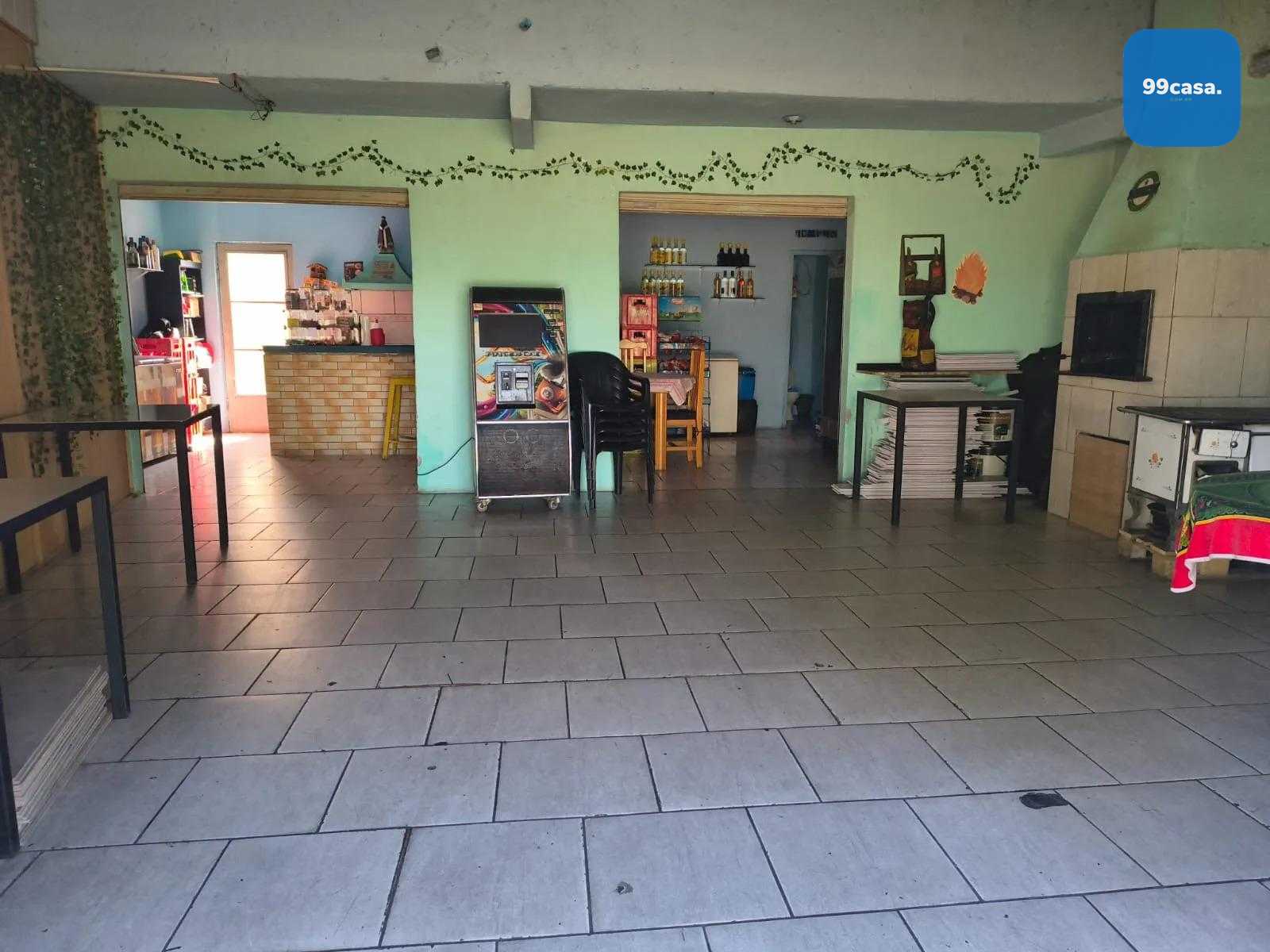 Terreno de esquina na Avenida Maringá à venda! 359,72 m² - Pot...
