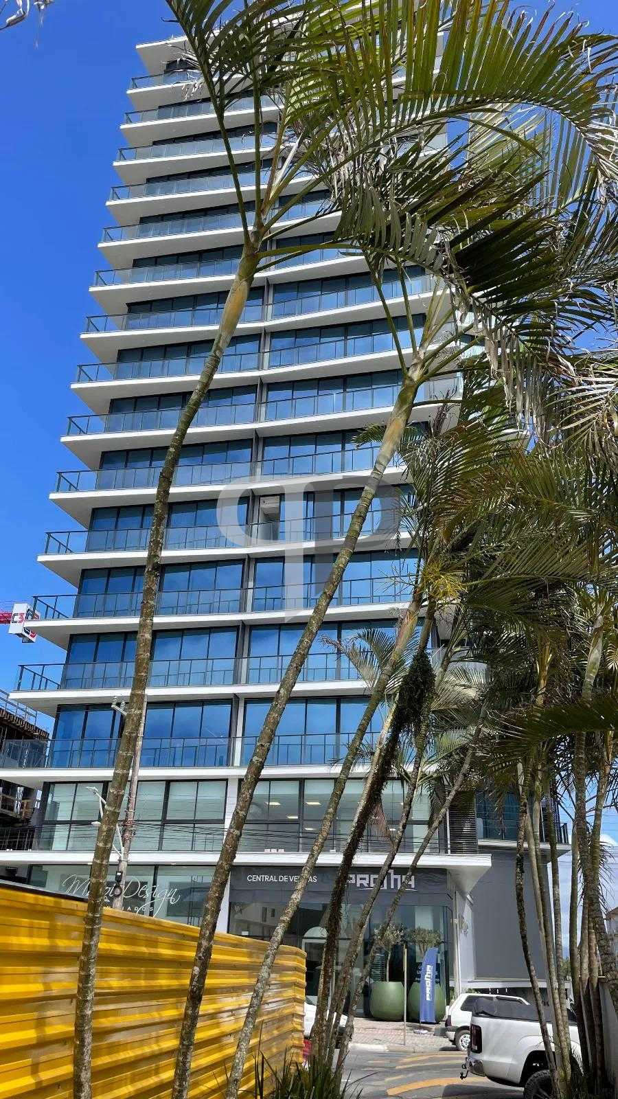 Apartamento a 50 metros do mar à venda! Alto Padrão com 3 Suít...
