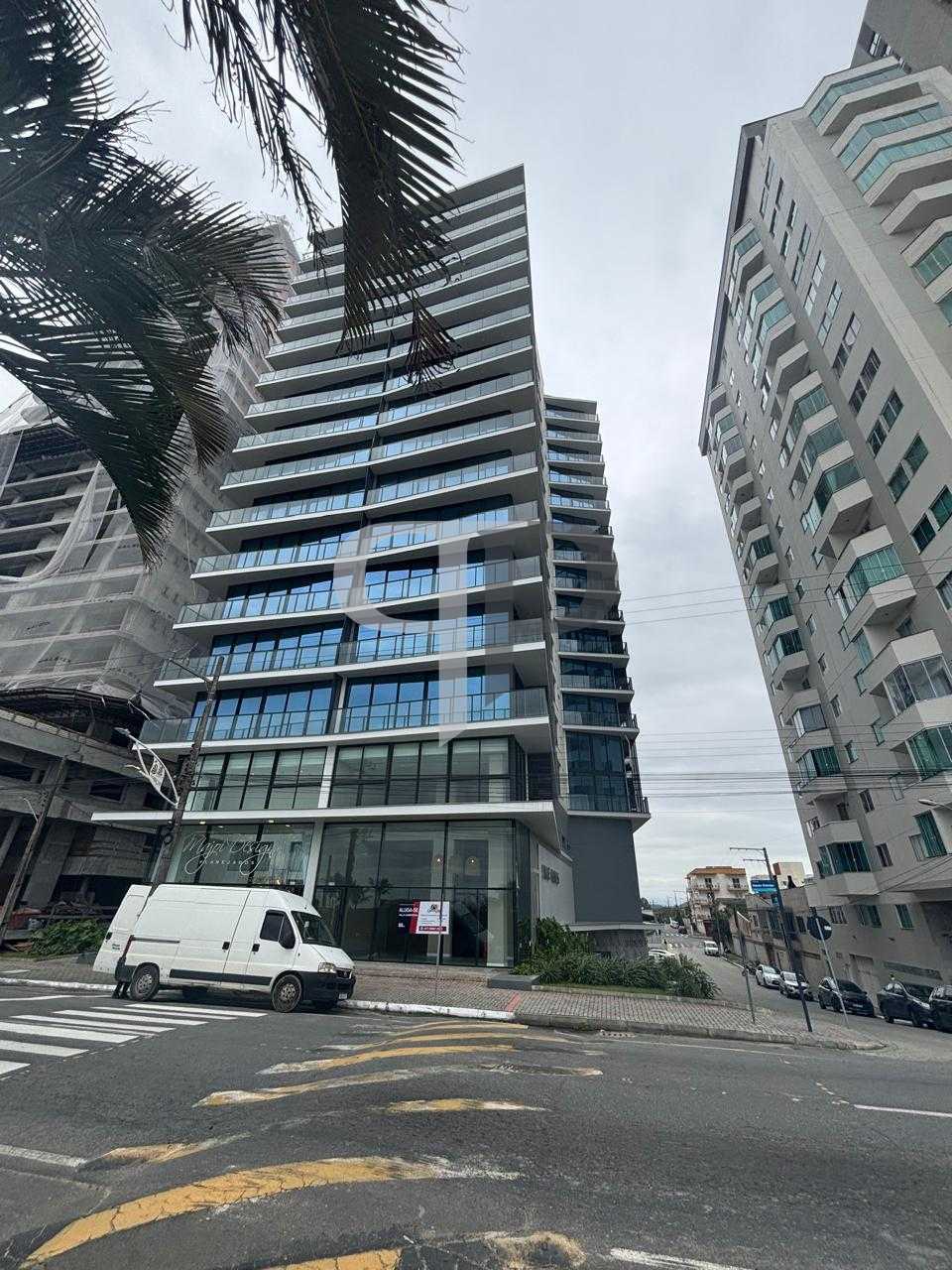 Apartamento a 50 metros do mar à venda! Alto Padrão com 3 Suít...