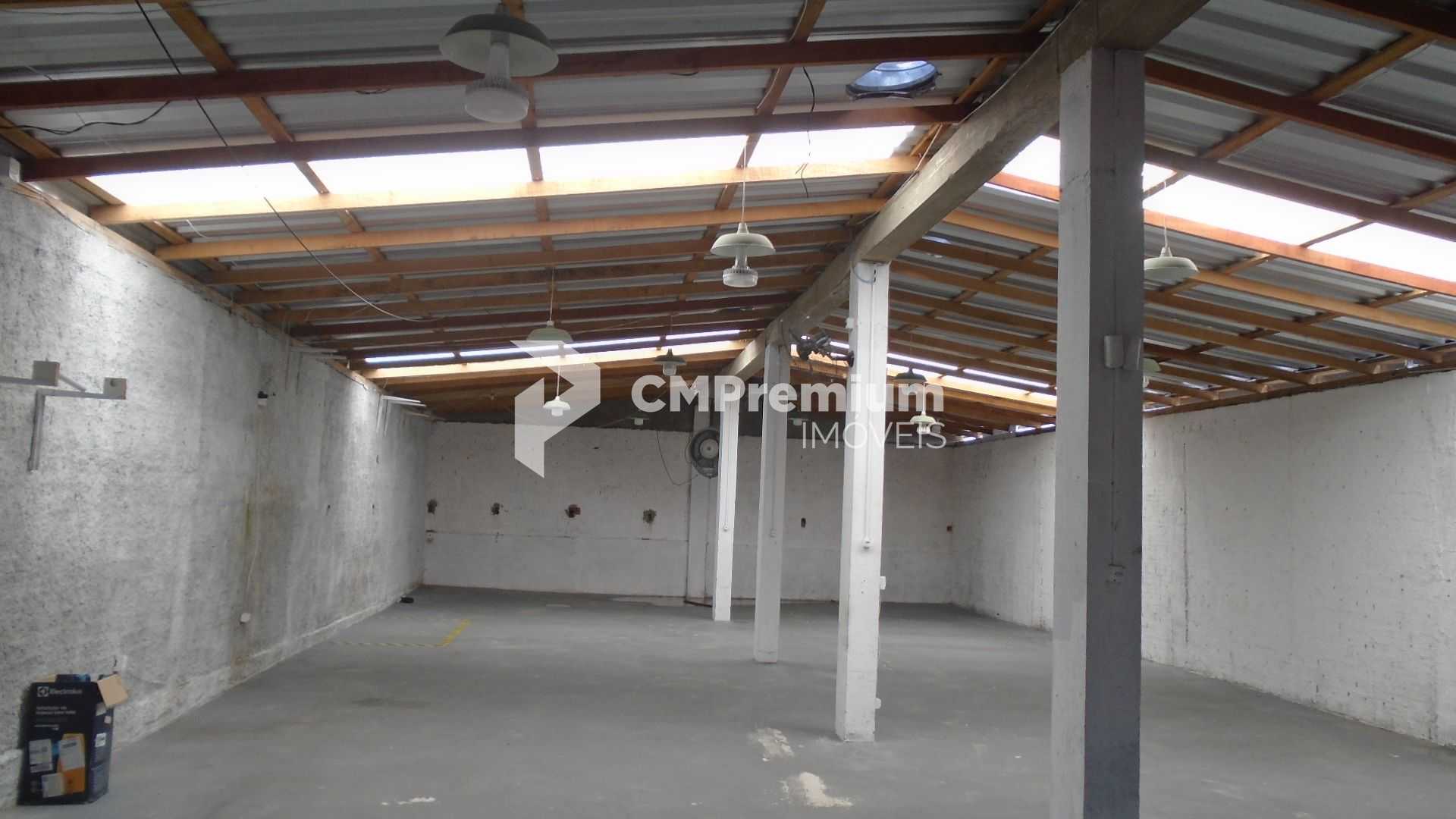 Excelente barracão 380m2, terreno 500 m2, regiao alta R  750 m...