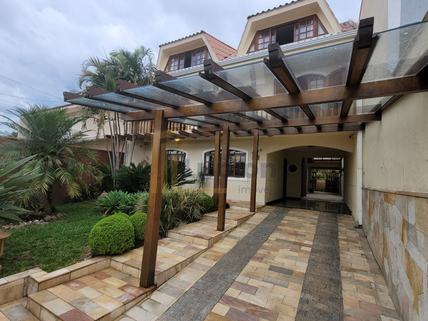 Sobrado com 7 dormitórios à venda,500.00 m , bairro alto, CURI...