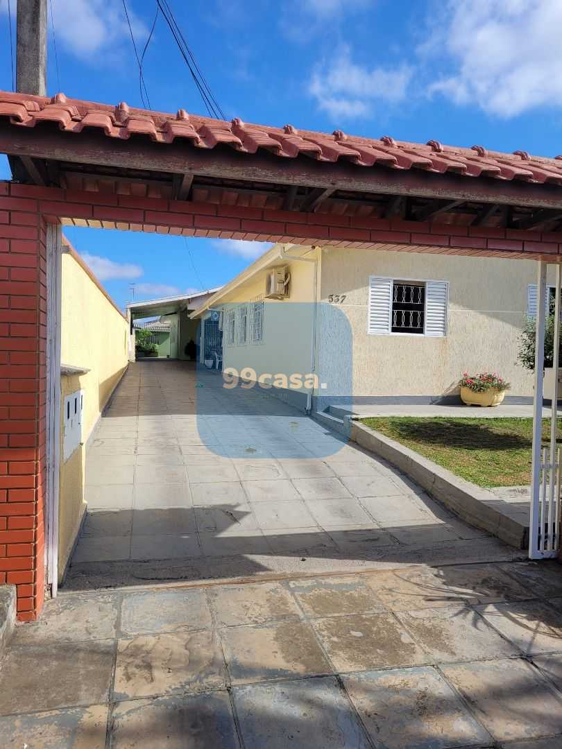 Terreno 500 m2, com 2 casas com 03 qtos cada, total 280m2 cons...