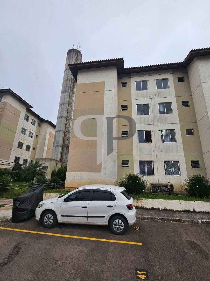 Apartamento à venda - Santa Cândida!Térreo, 2 quartos, vaga de garagem, cond. fechado.