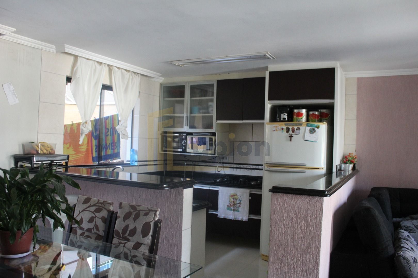 Quadriplex 160 m2, 03 qtos  2 suites , 04 vagas, coz. c arms, ...