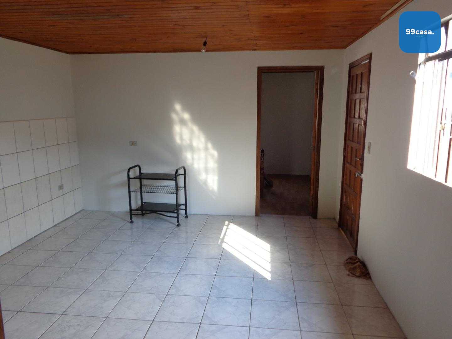 Casa Pinhais 50 m2,02 qtos, terreno 280m², próx Expotrade R$ 2...