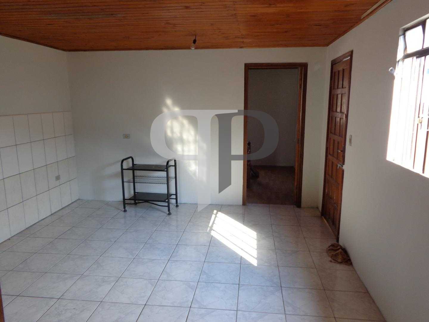 Casa Pinhais 50 m2,02 qtos, terreno 280m², próx Expotrade R$ 2...