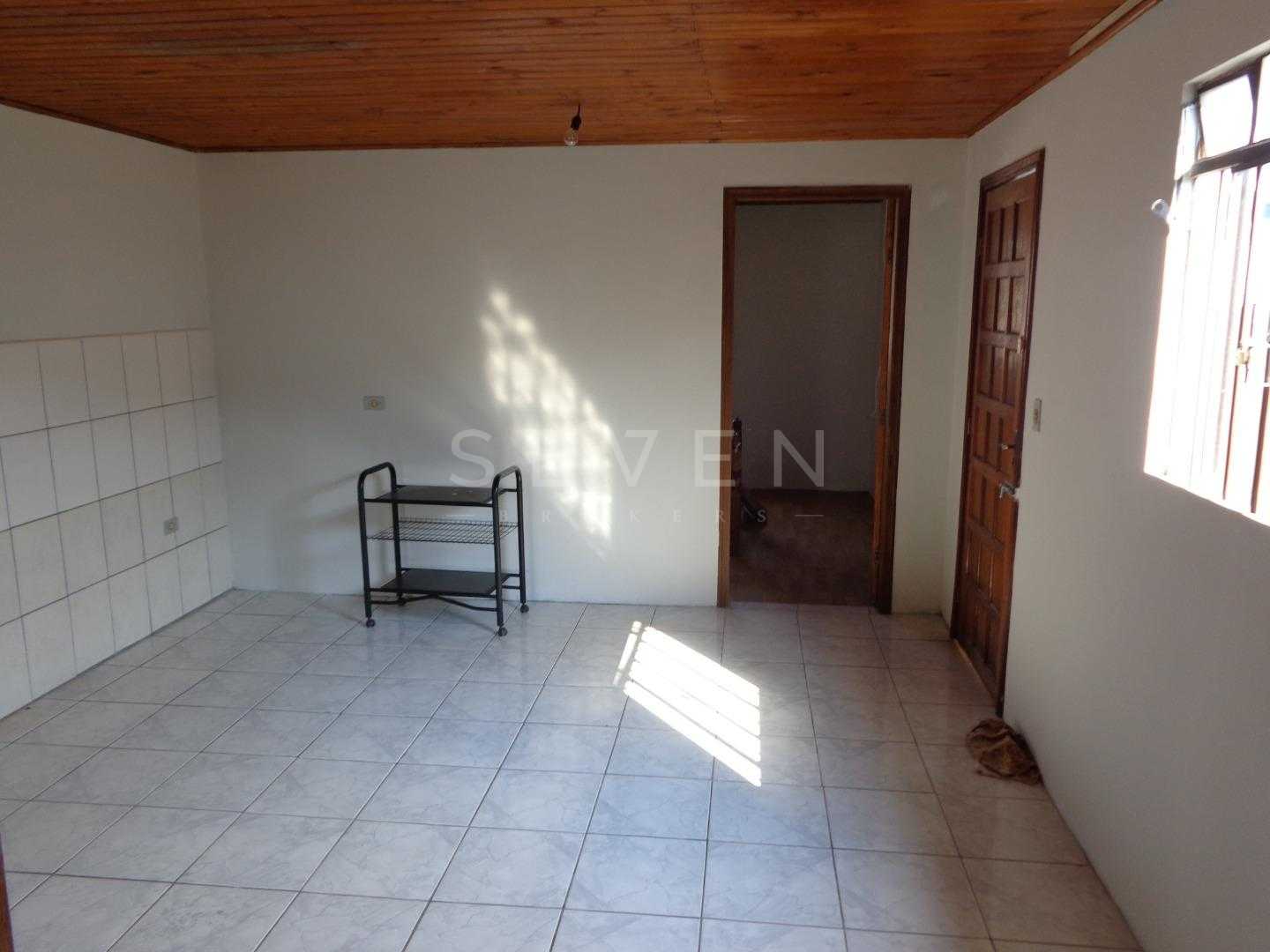 Casa Pinhais 50 m , 02 qtos, terreno 280m , próx Expotrade R  ...