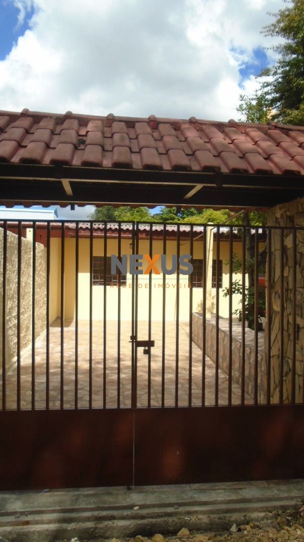 Casa para locação, 2 dormítórios, 60 m² e ao lado do Bosque Mu...