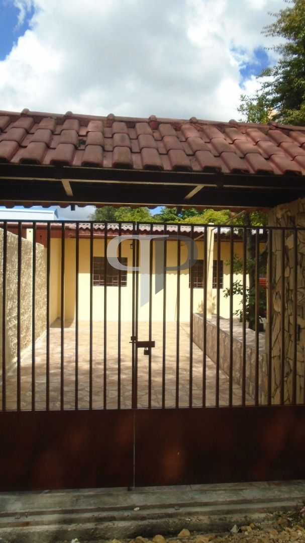 Casa para locação, 2 dormítórios, 60 m² e ao lado do Bosque Mu...