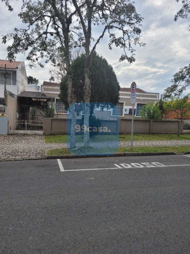 Terreno 746 m2, Hugo Lange, zr-3,  19x39 paralela a Augusto St...