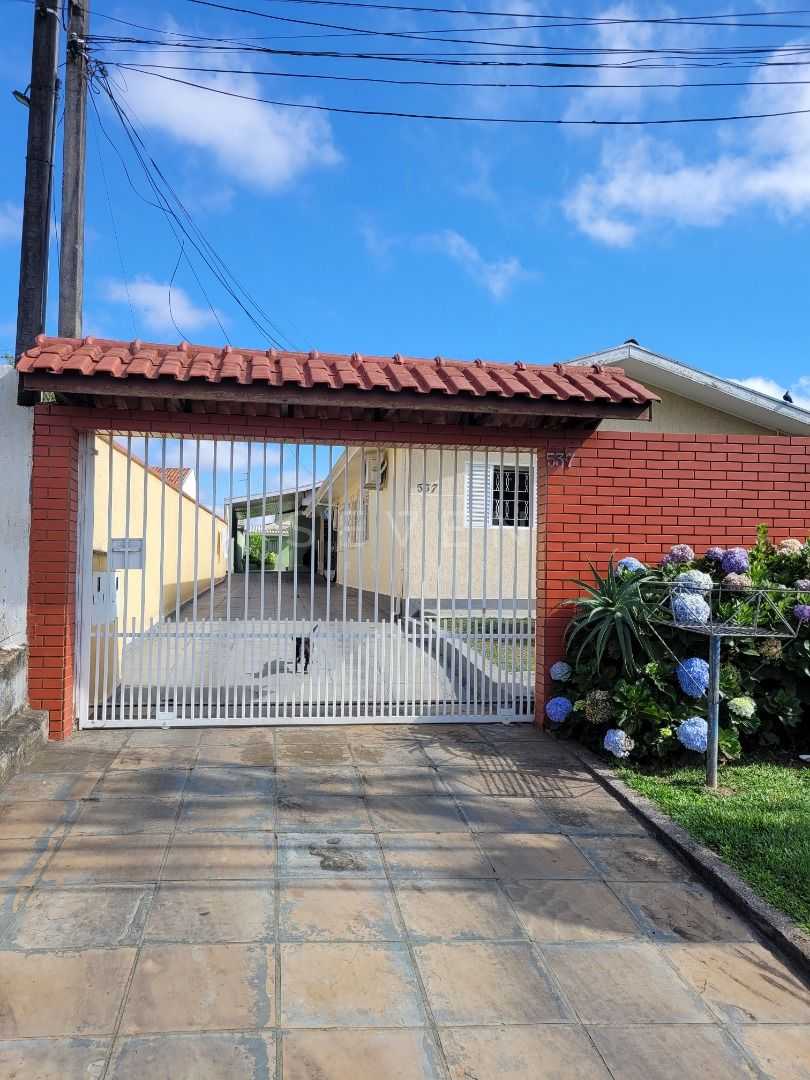 Terreno 500 m2, com 2 casas com 03 qtos cada, total 280m2 cons...