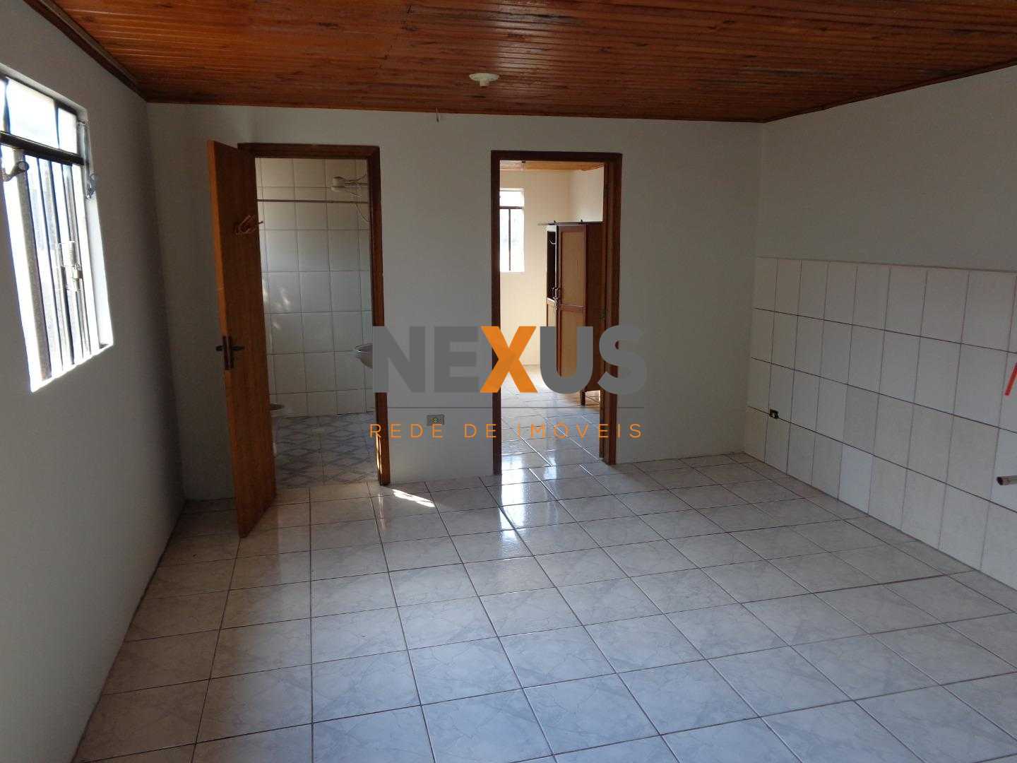 Casa Pinhais 50 m2,02 qtos, terreno 280m², próx Expotrade R$ 2...