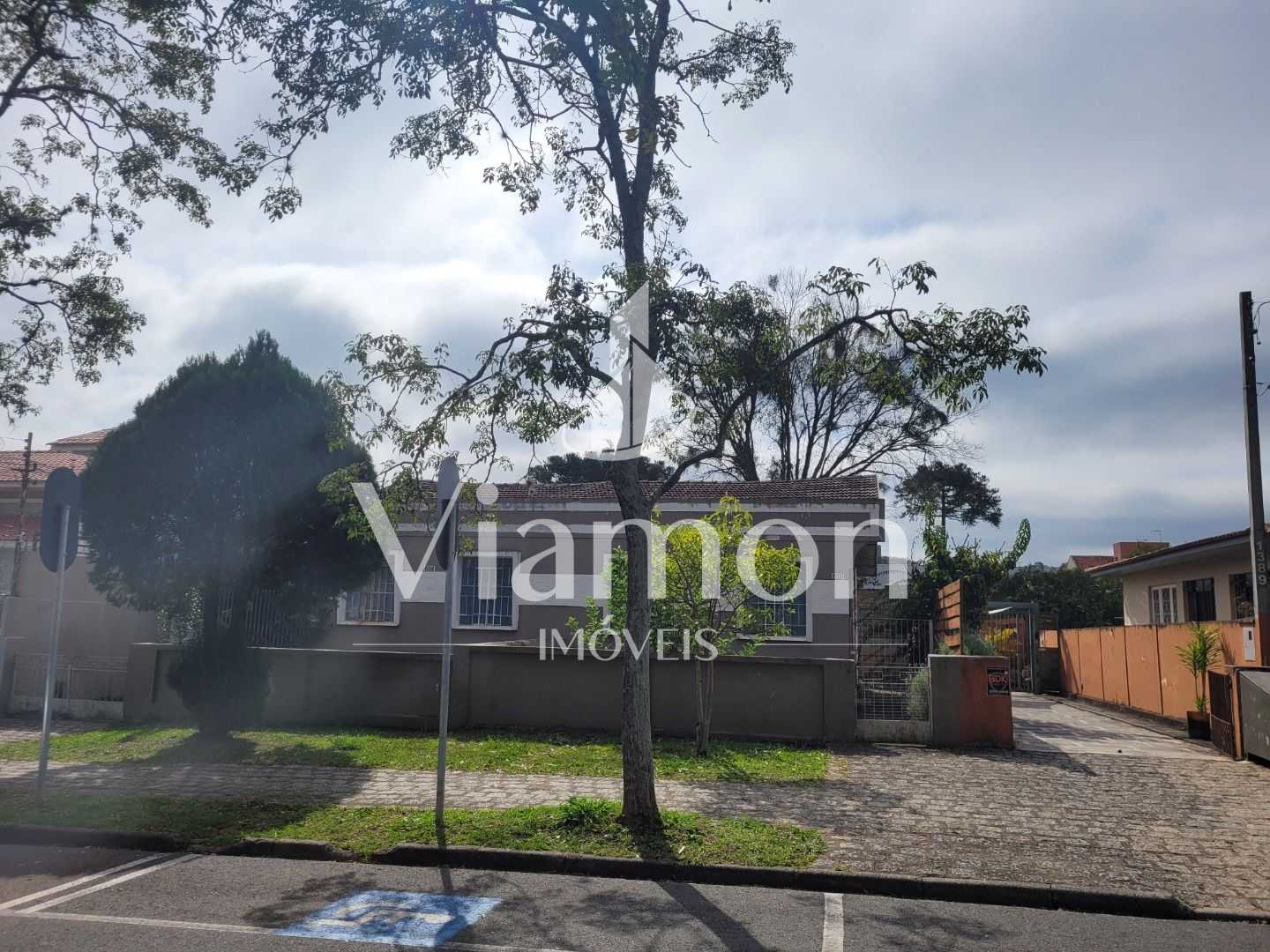 Terreno 746 m2, Hugo Lange, zr-3,  19x39 paralela a Augusto St...