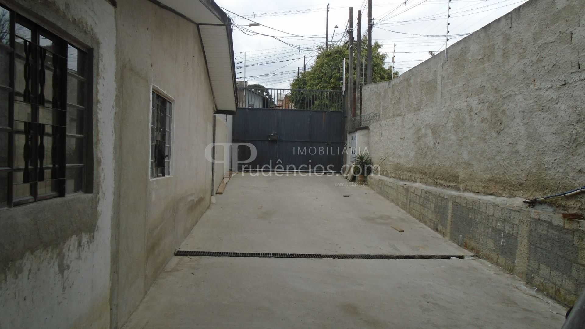 Excelente barracão 380m2, terreno 500 m2, regiao alta R  750 m...