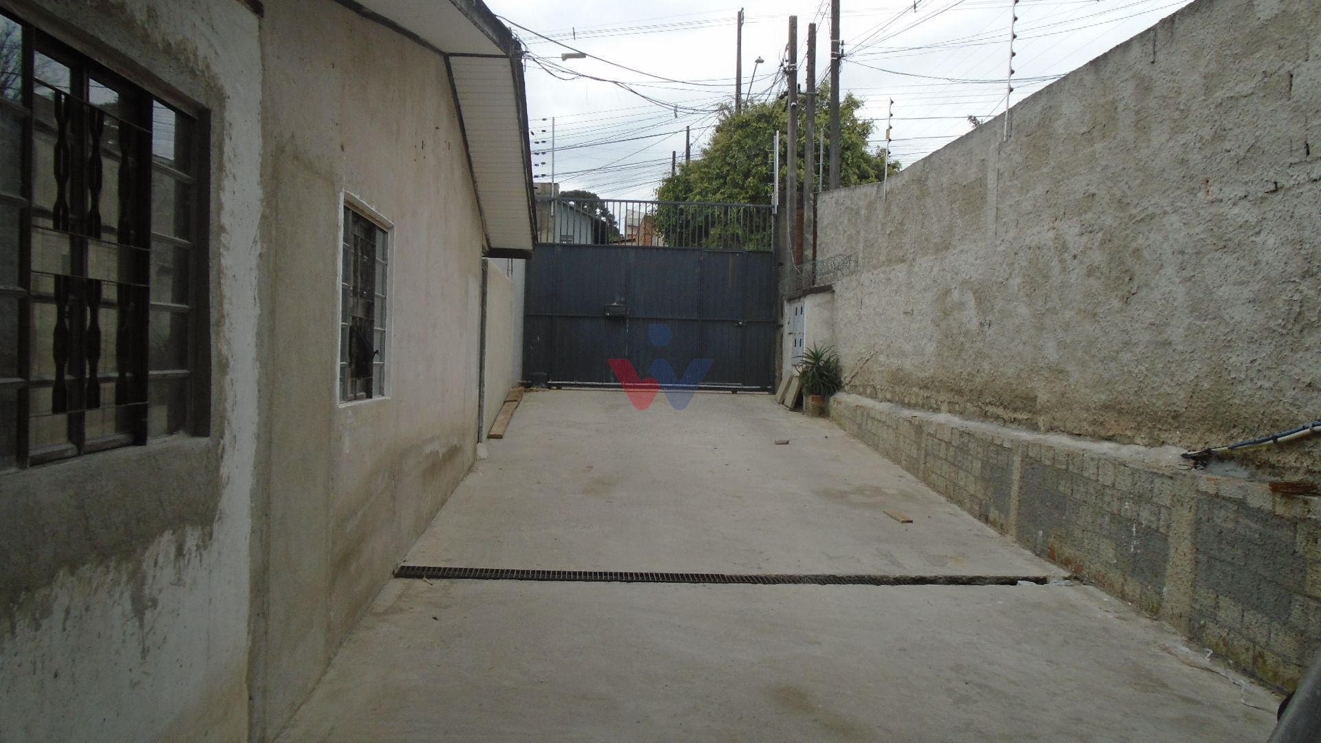 Excelente barracão 380m2, terreno 500 m2, regiao alta R  750 m...