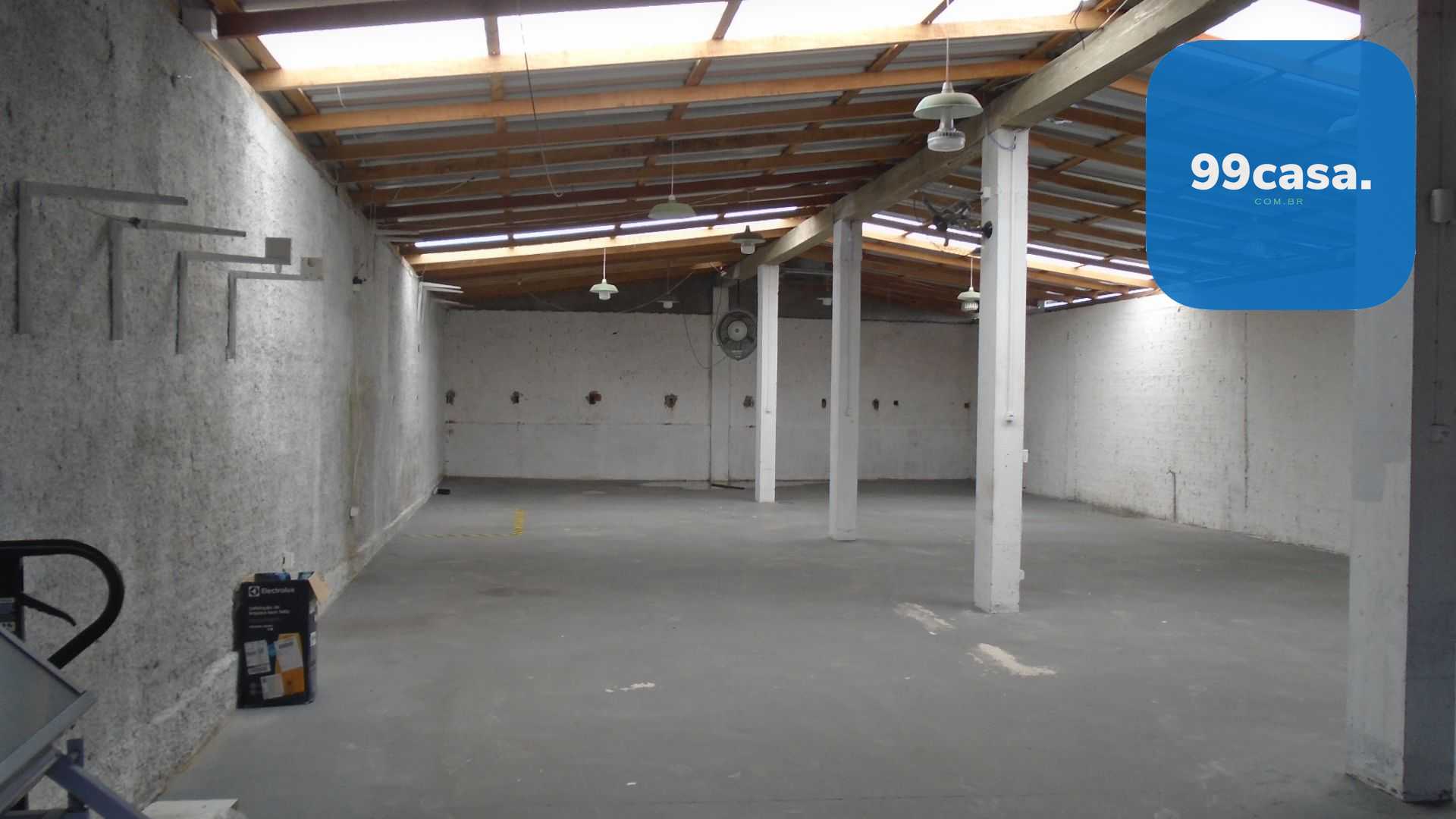 Excelente barracão 380m2, terreno 500 m2, regiao alta R  750 m...