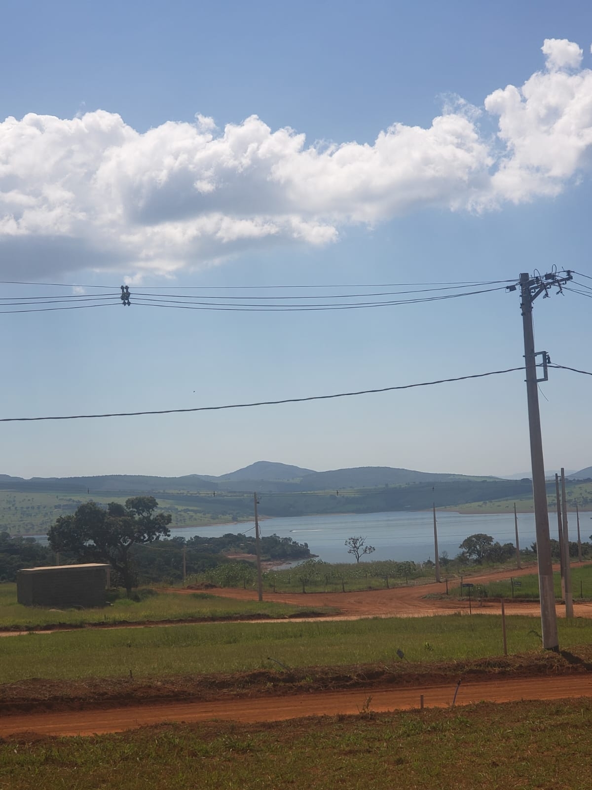 TERRENO DE 250M² NO SHANGRYLÁ PERFEITO PARA MORAR OU INVESTIR