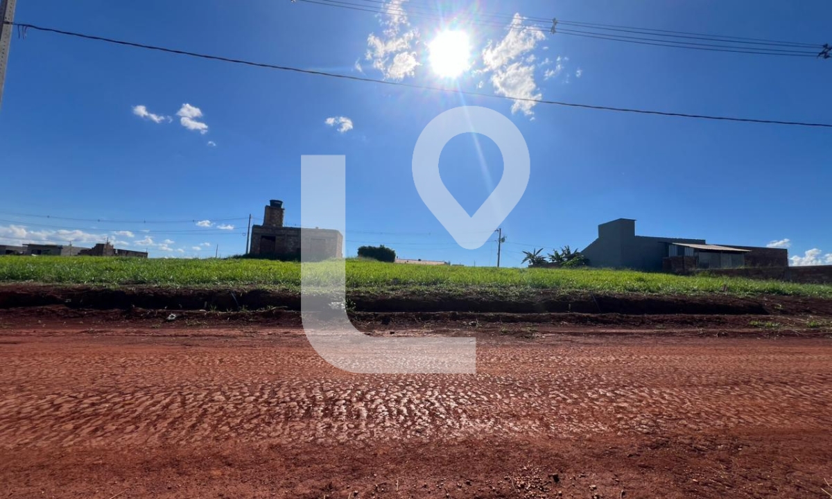 Excelente Lote de 250m² no Shangrylá I - Próximo ao lago de Fu...