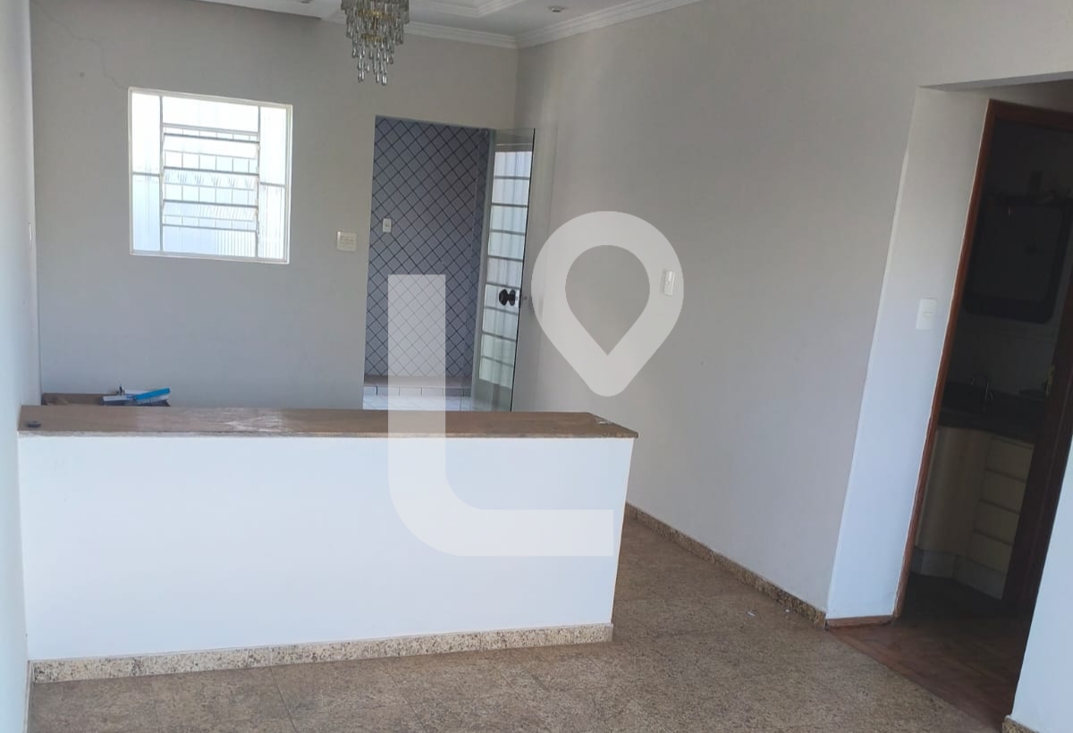 Sobrado de 5 quartos a venda em Passos