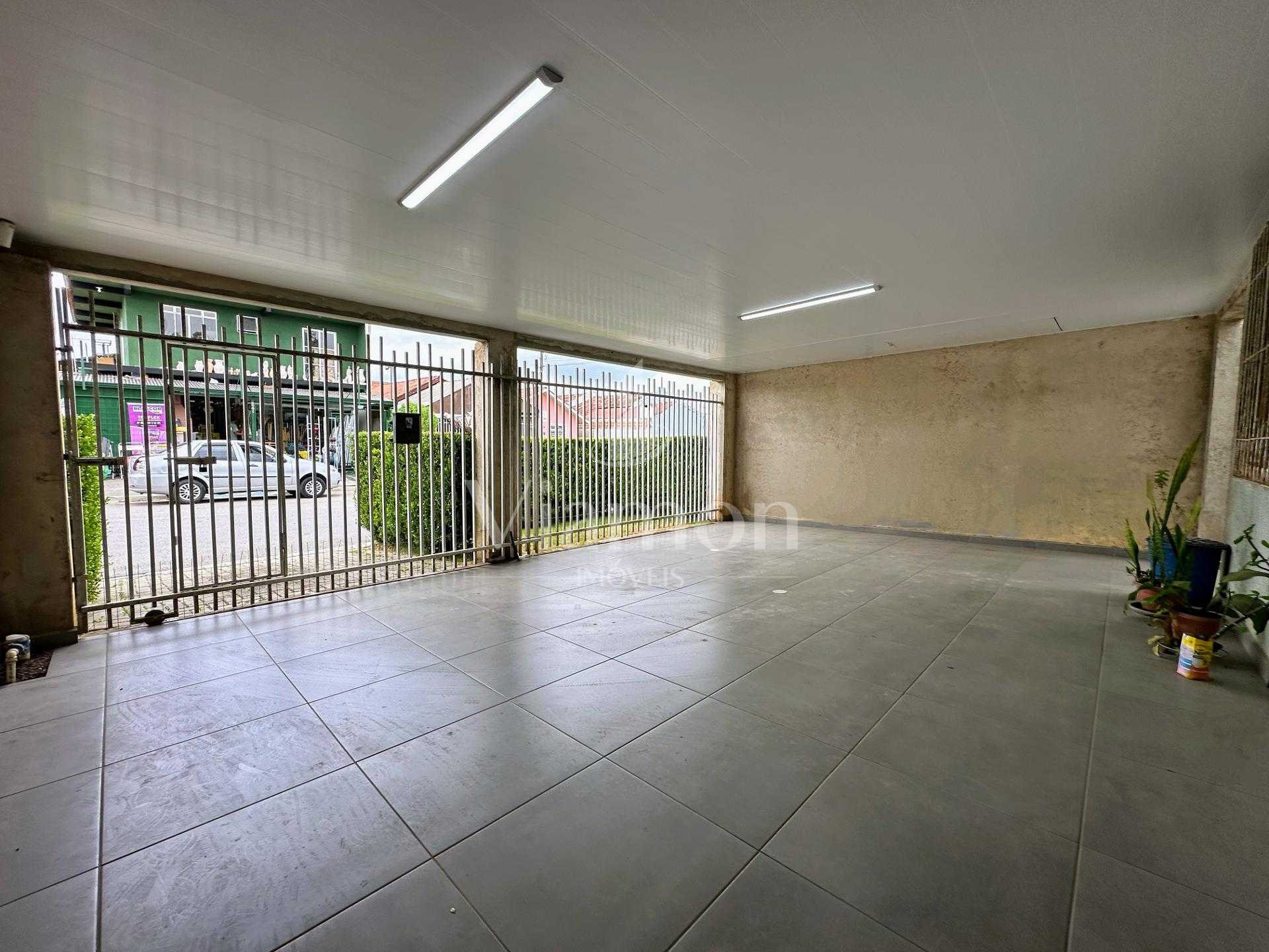 Casa na Fazenda Rio Grande 164m  garagem p  4 carros e amplo t...