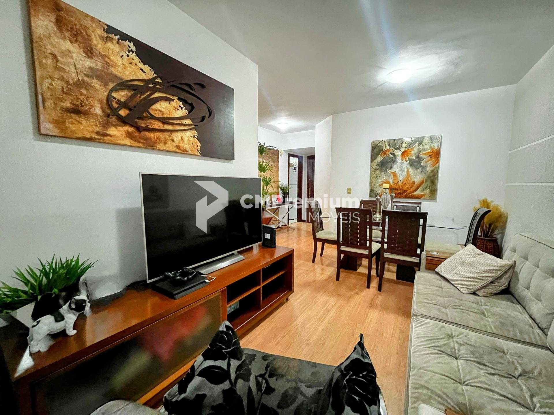 Apartamento 3 quartos com suíte no Bigorrilho em andar alto   