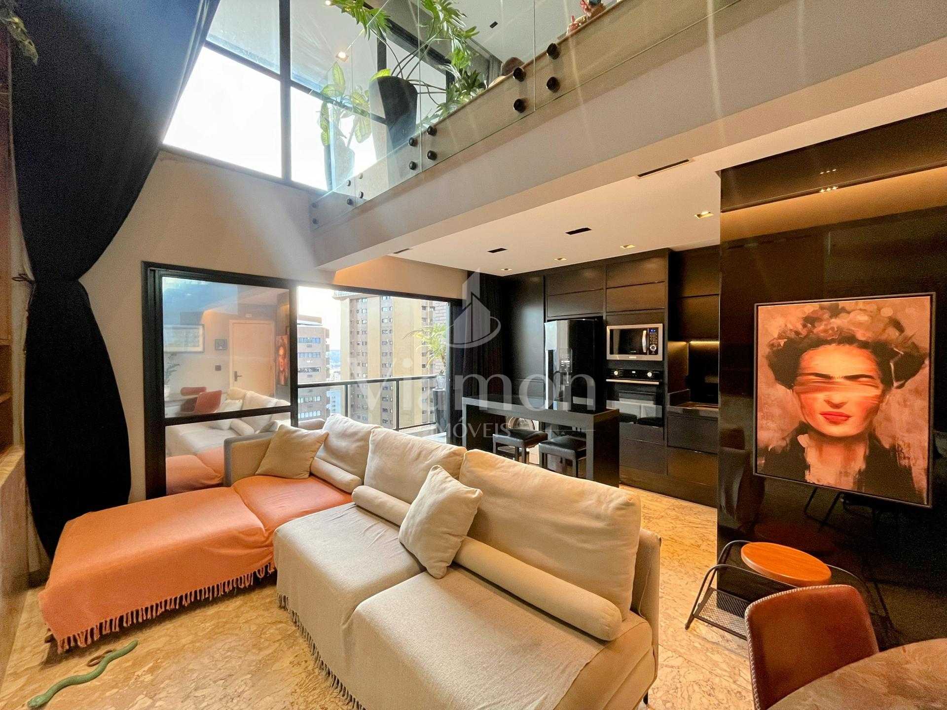  Loft de Luxo no Bigorrilho  Elegância e Conforto, com 74m  de...