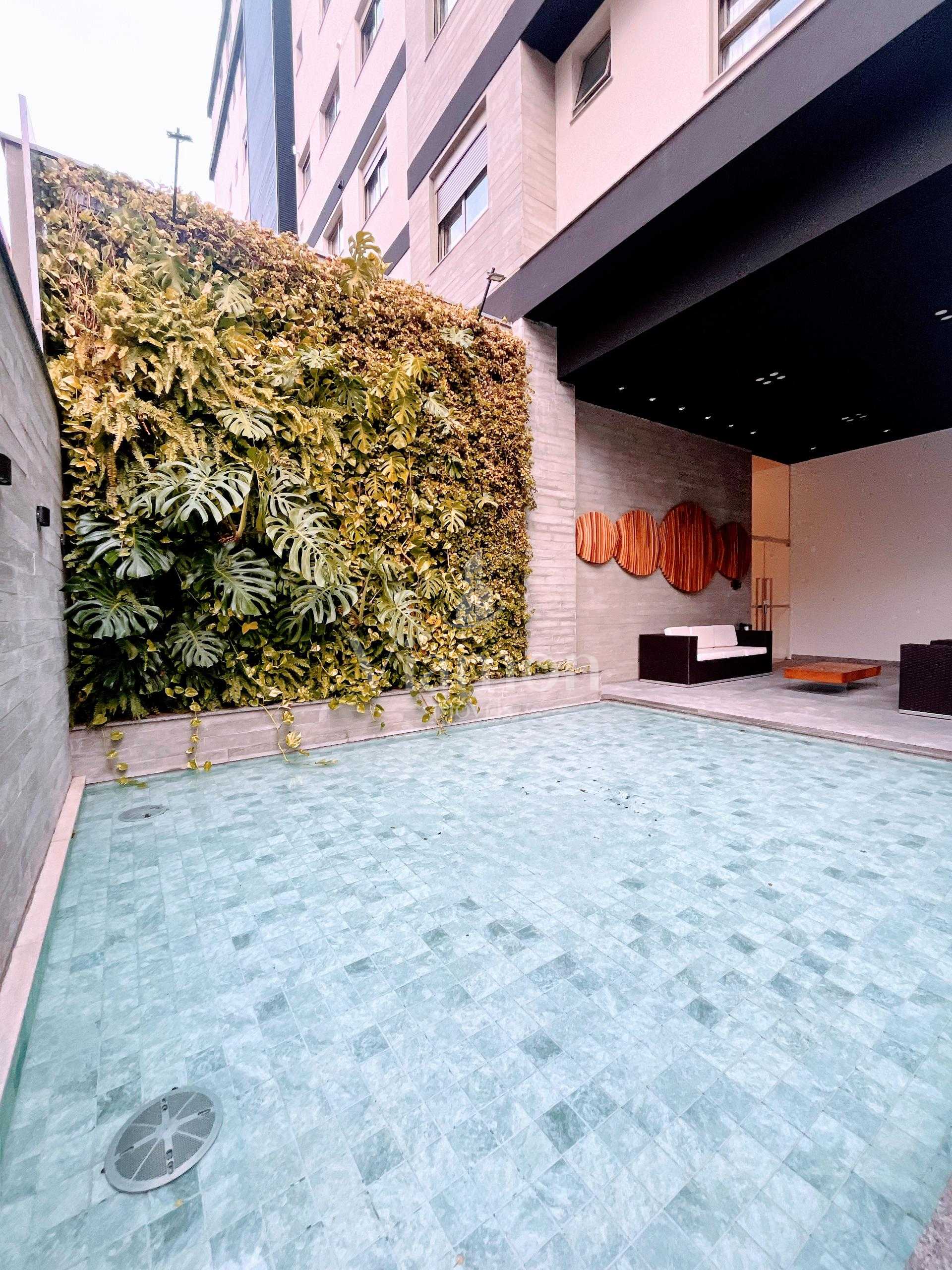 Amplo Apartamento no melhor do Água Verde, 103,93m  de área pr...