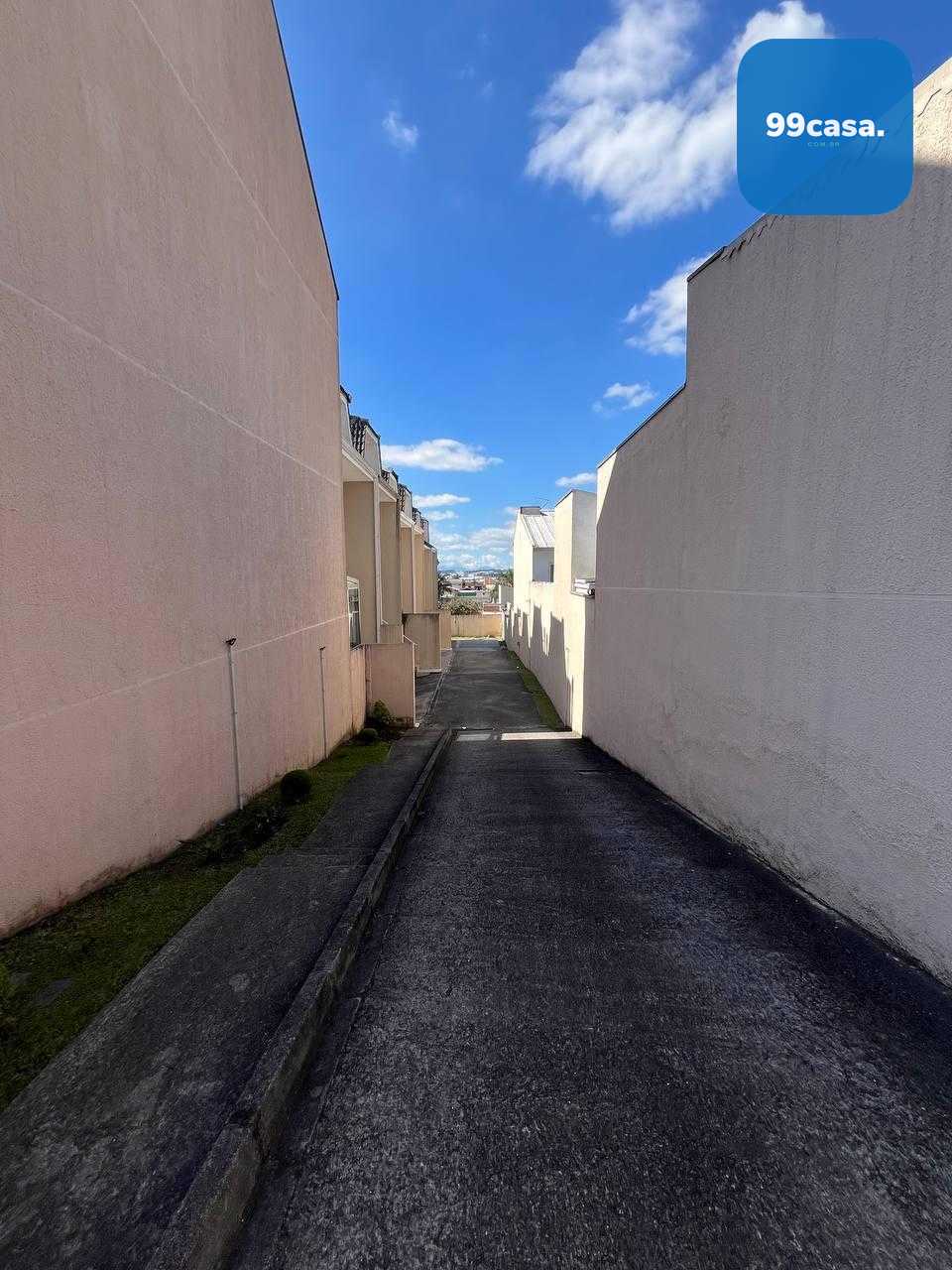 Sobrado triplex no Bairro Alto com garden, espaço gourmet e sa...