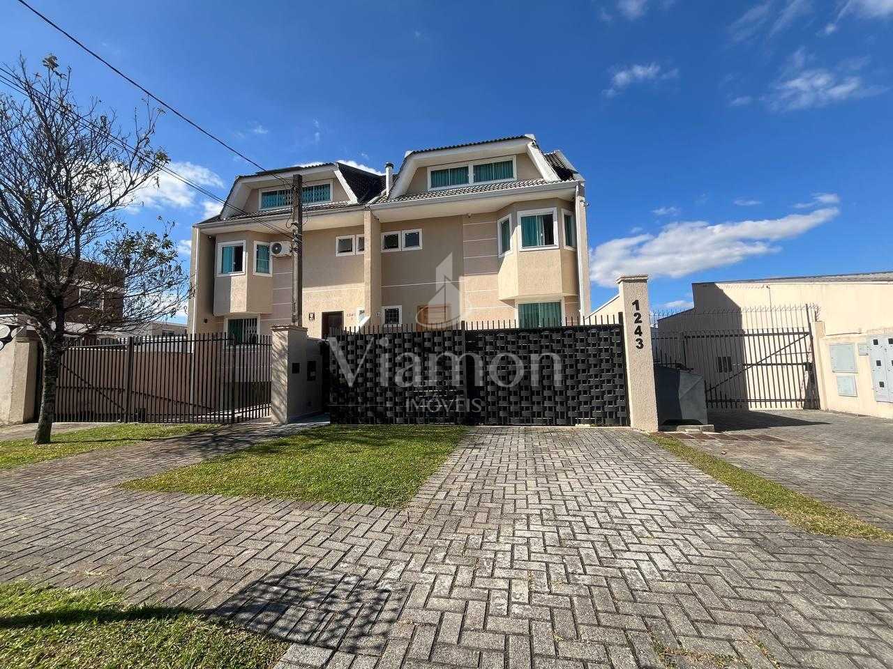 Sobrado triplex no Bairro Alto com garden, espaço gourmet e sa...