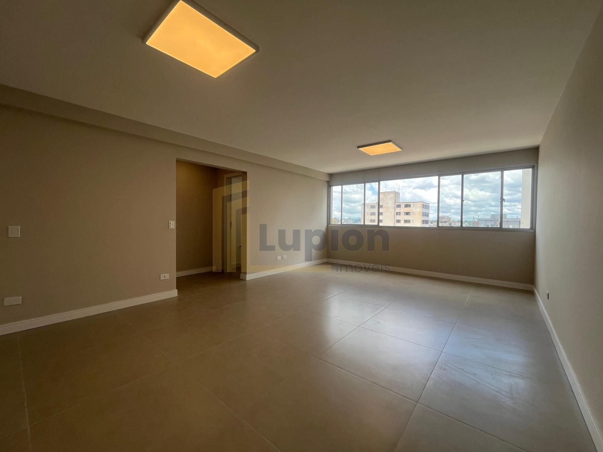 Casa Espetacular com 351m  ? Venda na Lapa  R  1.300.000