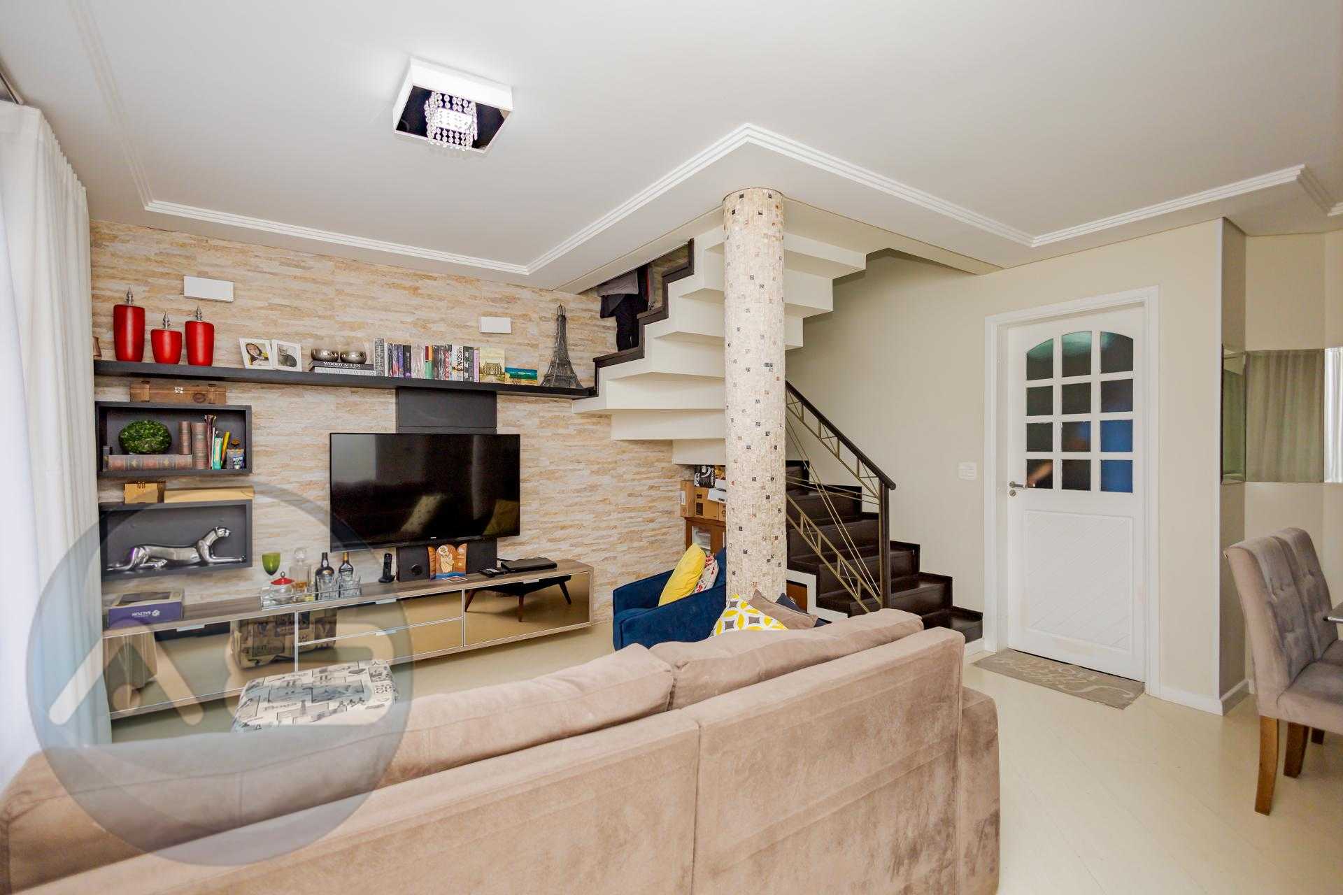 Maravilhoso Triplex no melhor do Bacacheri, 3 Quartos com su?t...