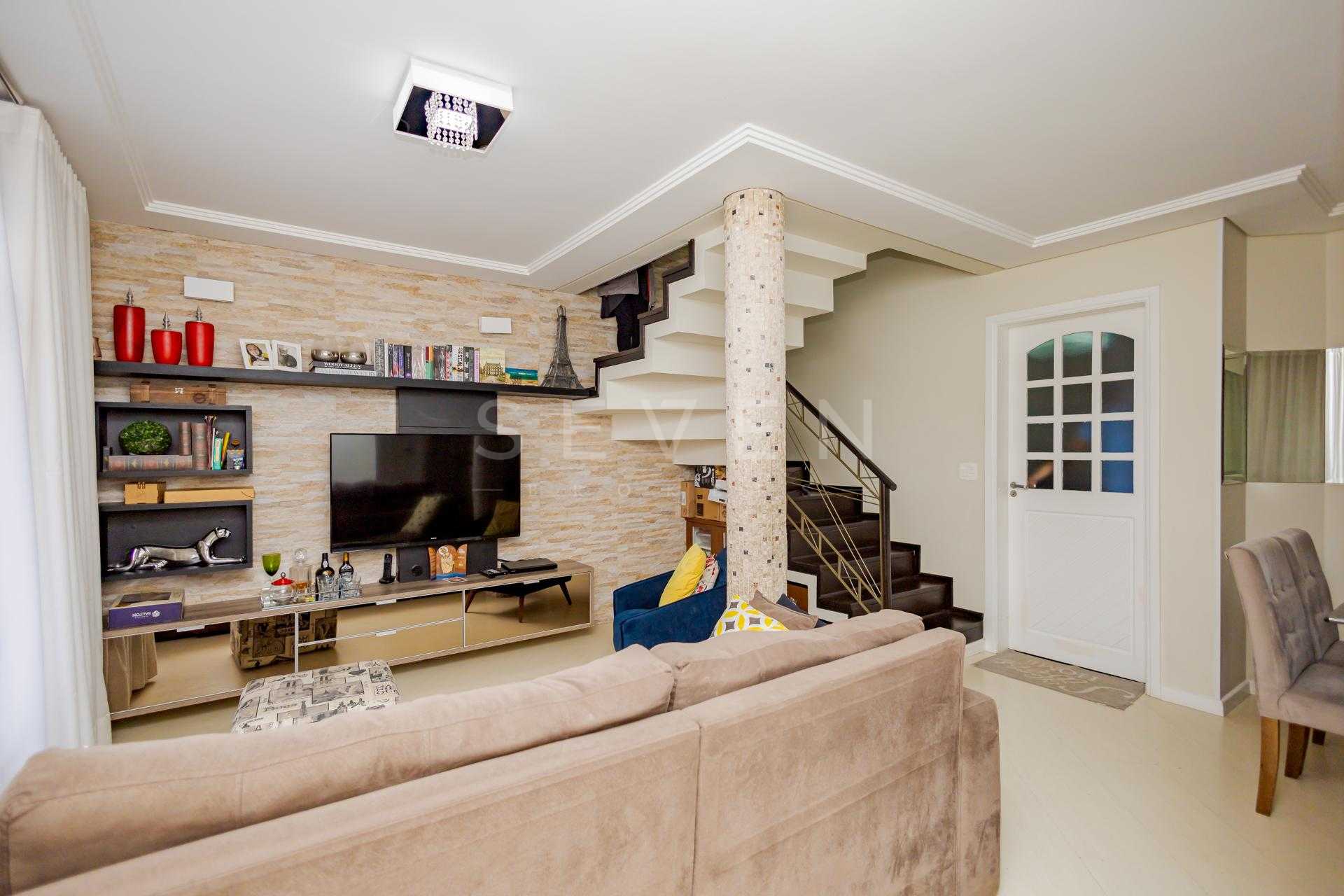 Maravilhoso Triplex no melhor do Bacacheri, 3 Quartos com suít...