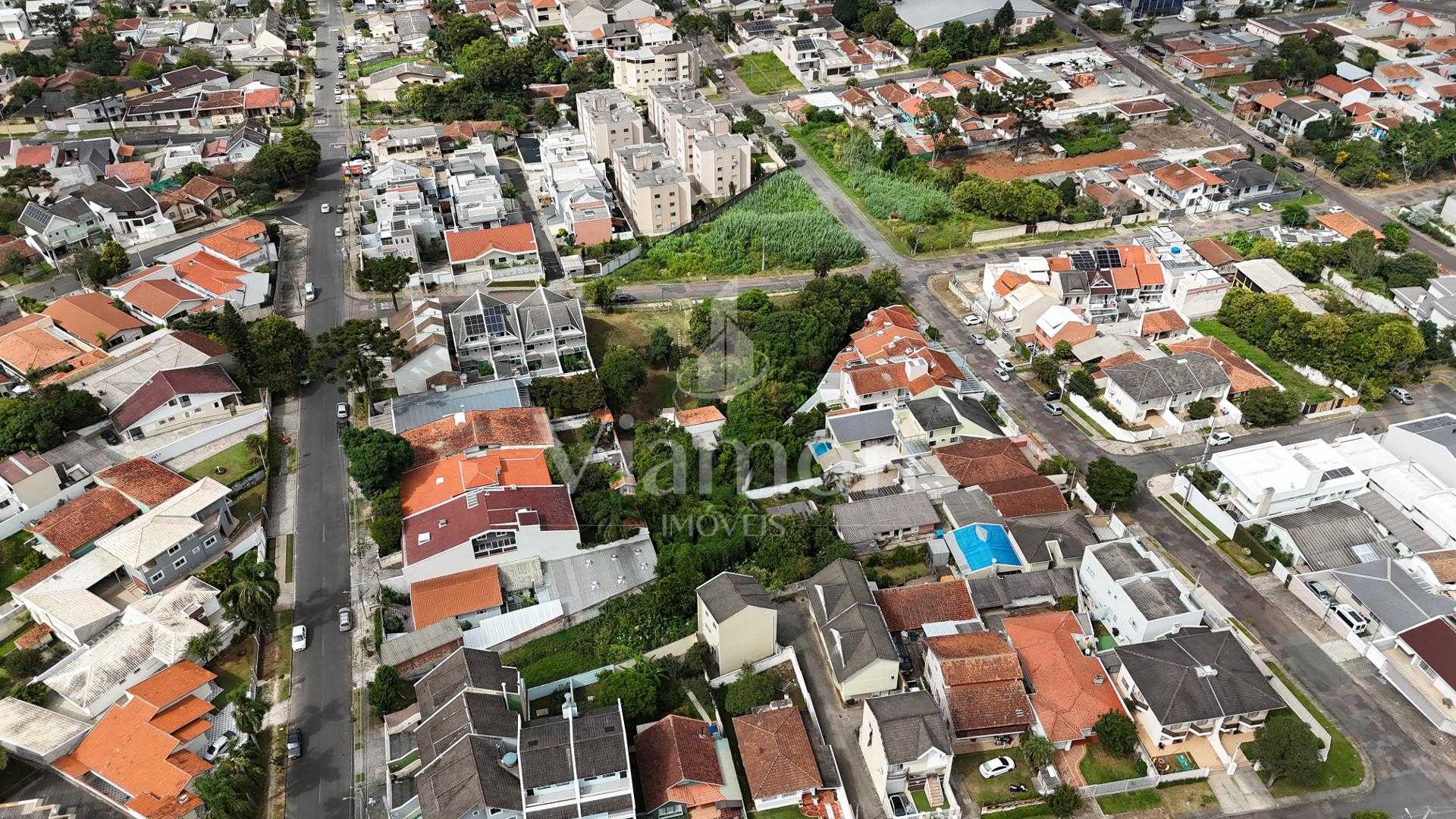 OPORTUNIDADE RARA DE TERRENO NO BAIRRO PORTÃO, Próxima a Av. A...