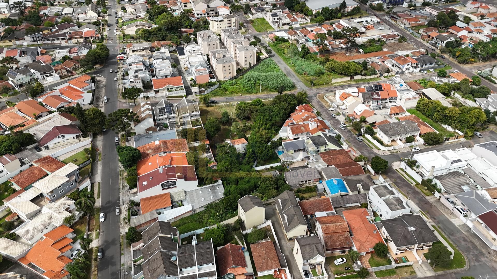 OPORTUNIDADE RARA DE TERRENO NO BAIRRO PORTÃO, Próxima a Av. A...