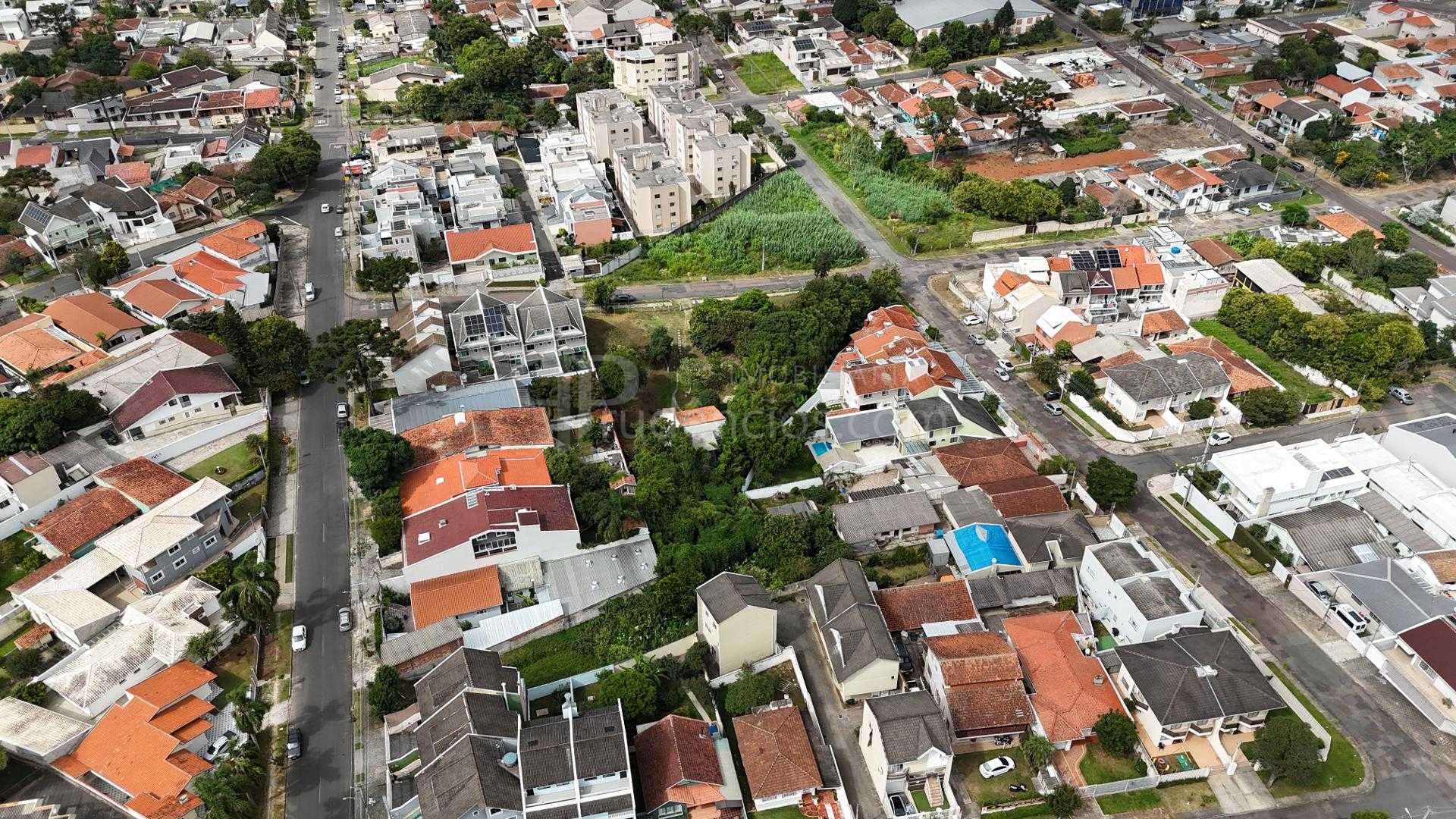 OPORTUNIDADE RARA DE TERRENO NO BAIRRO PORTÃO, Próxima a Av. A...