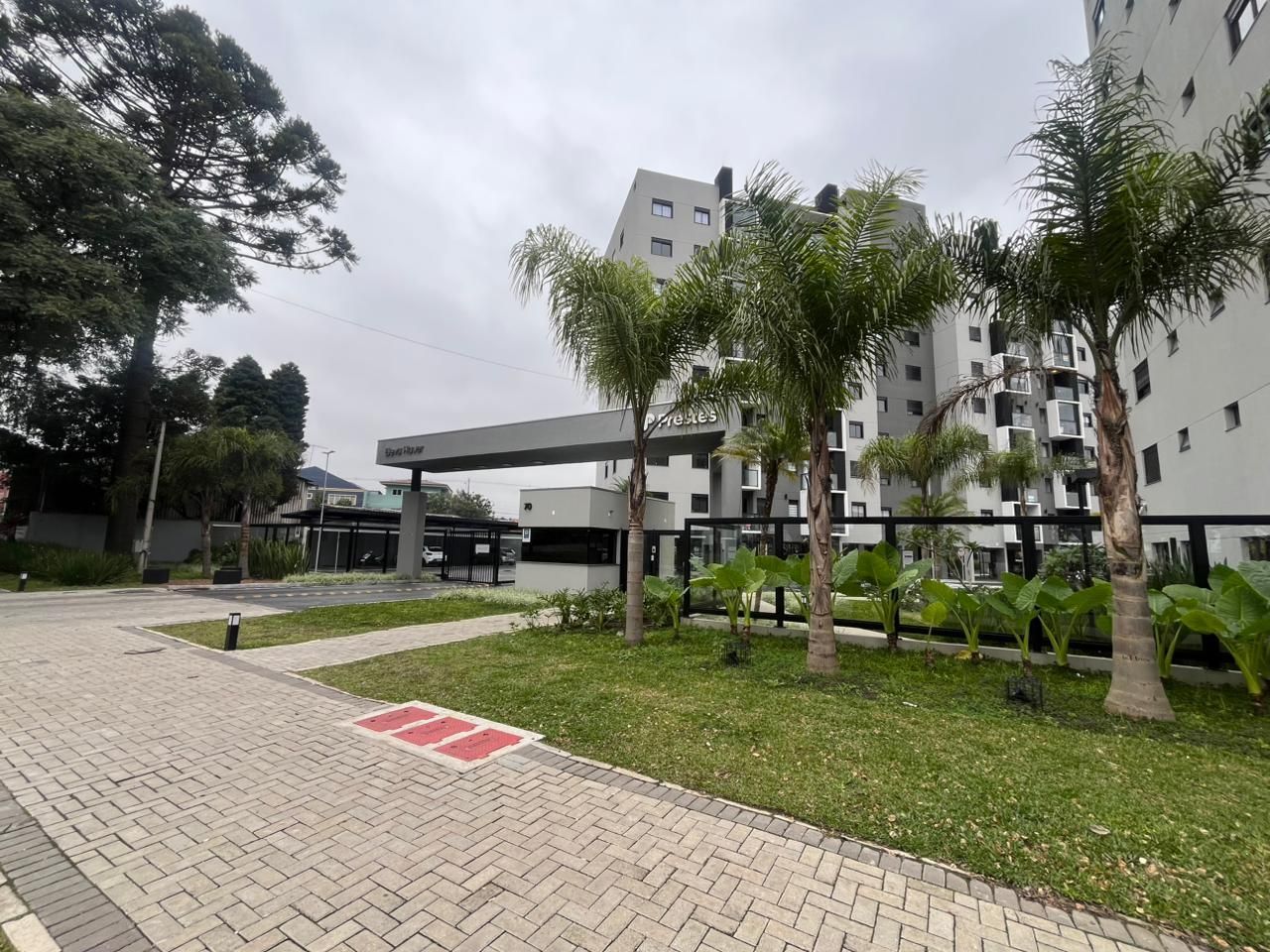 Apartamento 2 Quartos com suíte, andar alto à venda, Hauer, CU...