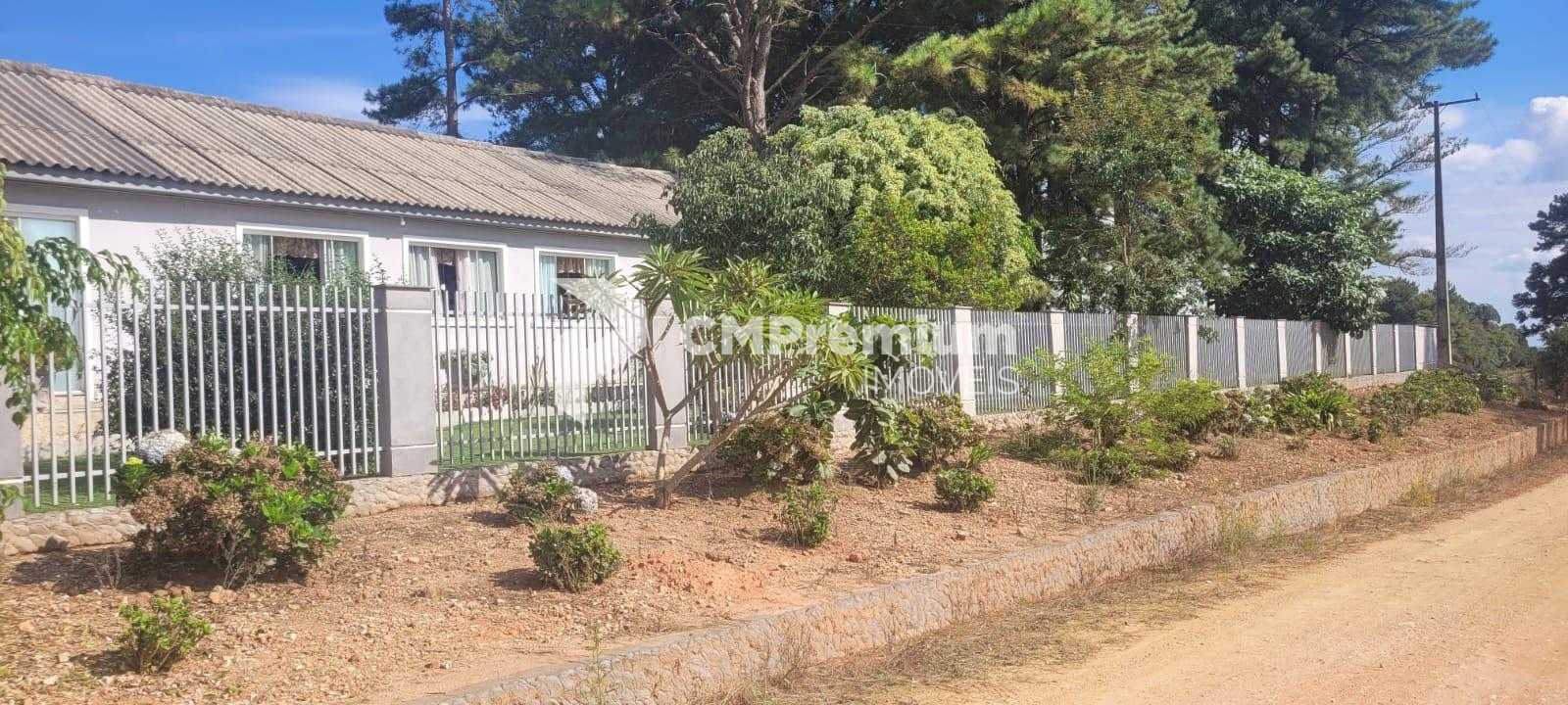 Chácara com 3 casas à venda em Contenda 9.000 m  com bosque e rio