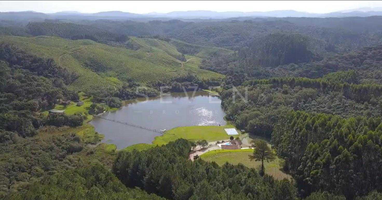 Fazenda de Lazer e Renda  Piscina, Beach Tennis e Pinus  R 2Mi...