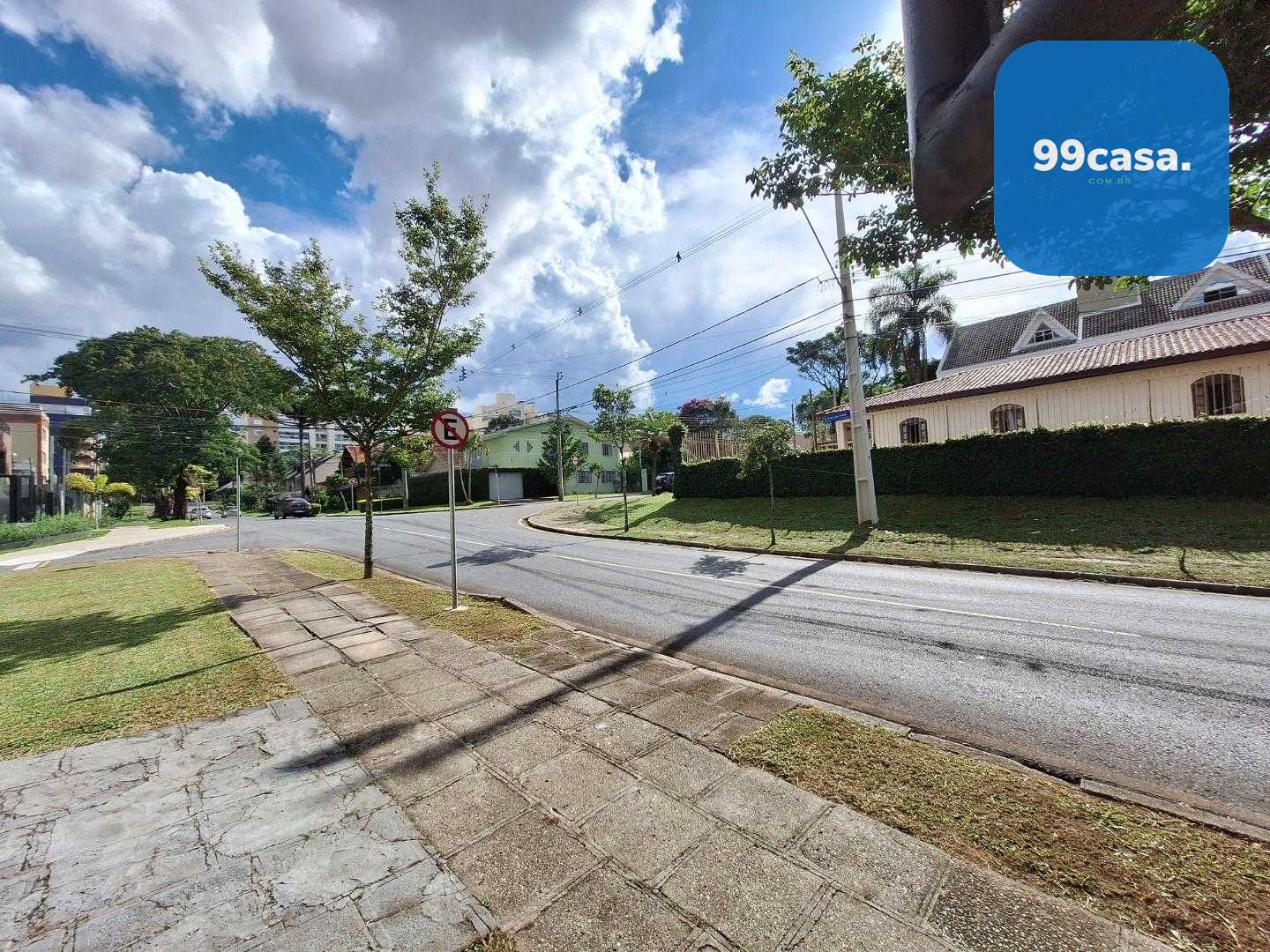 Terreno de Esquina à Venda no Água Verde  416 m  em Localizaç...