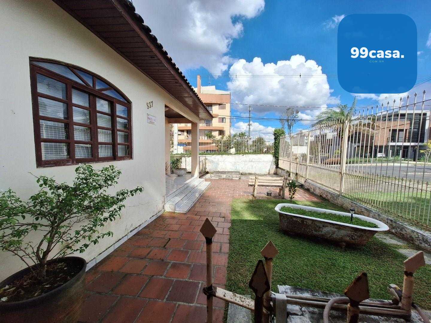 Terreno de Esquina à Venda no Água Verde  416 m  em Localizaç...