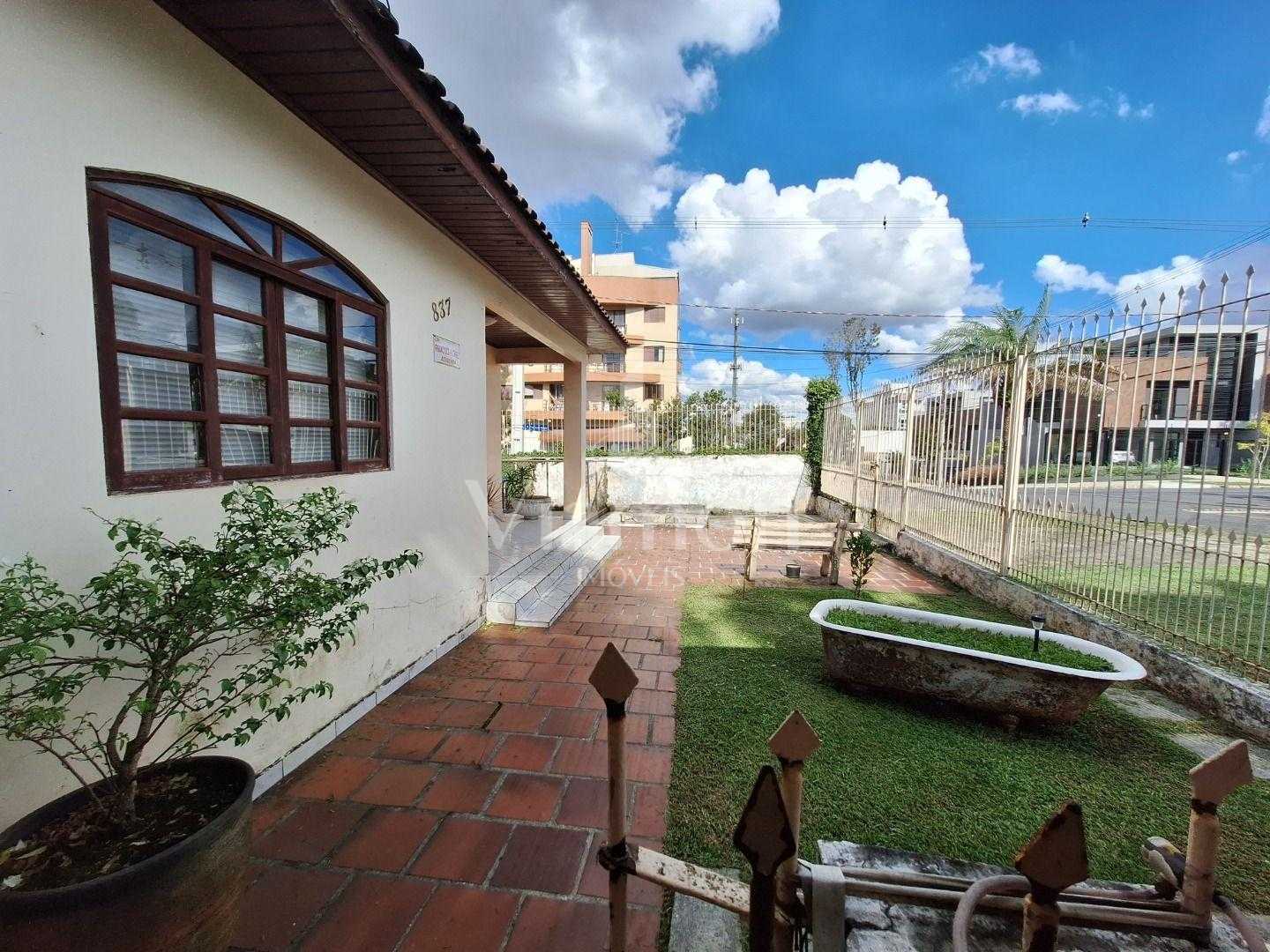 Terreno de Esquina à Venda no Água Verde  416 m  em Localizaç...