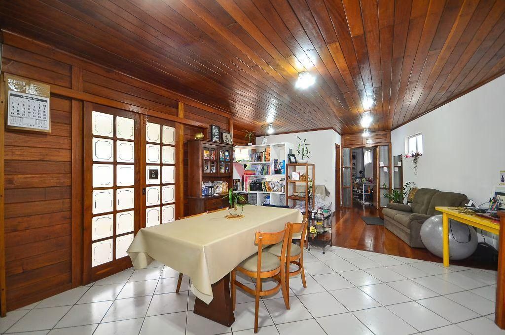 Casa com Galpão em Terreno ZR-2 à Venda | Barreirinha